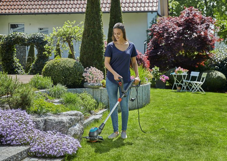 Gardena elektrický vyžínač EasyCut 450/25