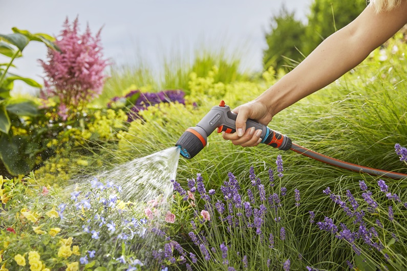 Čistiaci postrekovač Gardena ecoPulse Comfort 18304-20 