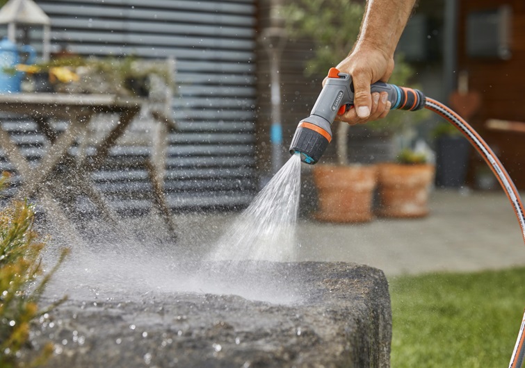 Čistiaci postrekovač Gardena ecoPulse Comfort 18304-20 